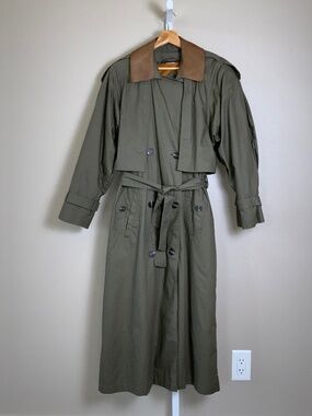 Vintage Gallery Belted Double Breasted Leather Collar Trench Coat